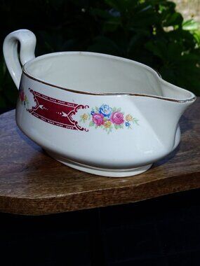 Vintage Homer Laughlin Pottery Brittany Shape Majestic Pattern Gravy Boat 1953